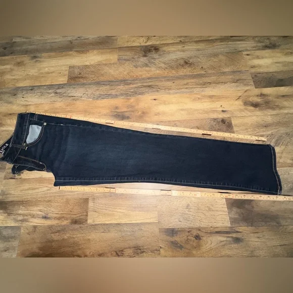 American Eagle Dark Jeans - Picture 2 of 6